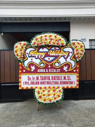Papan Bunga Pernikahan sekayu